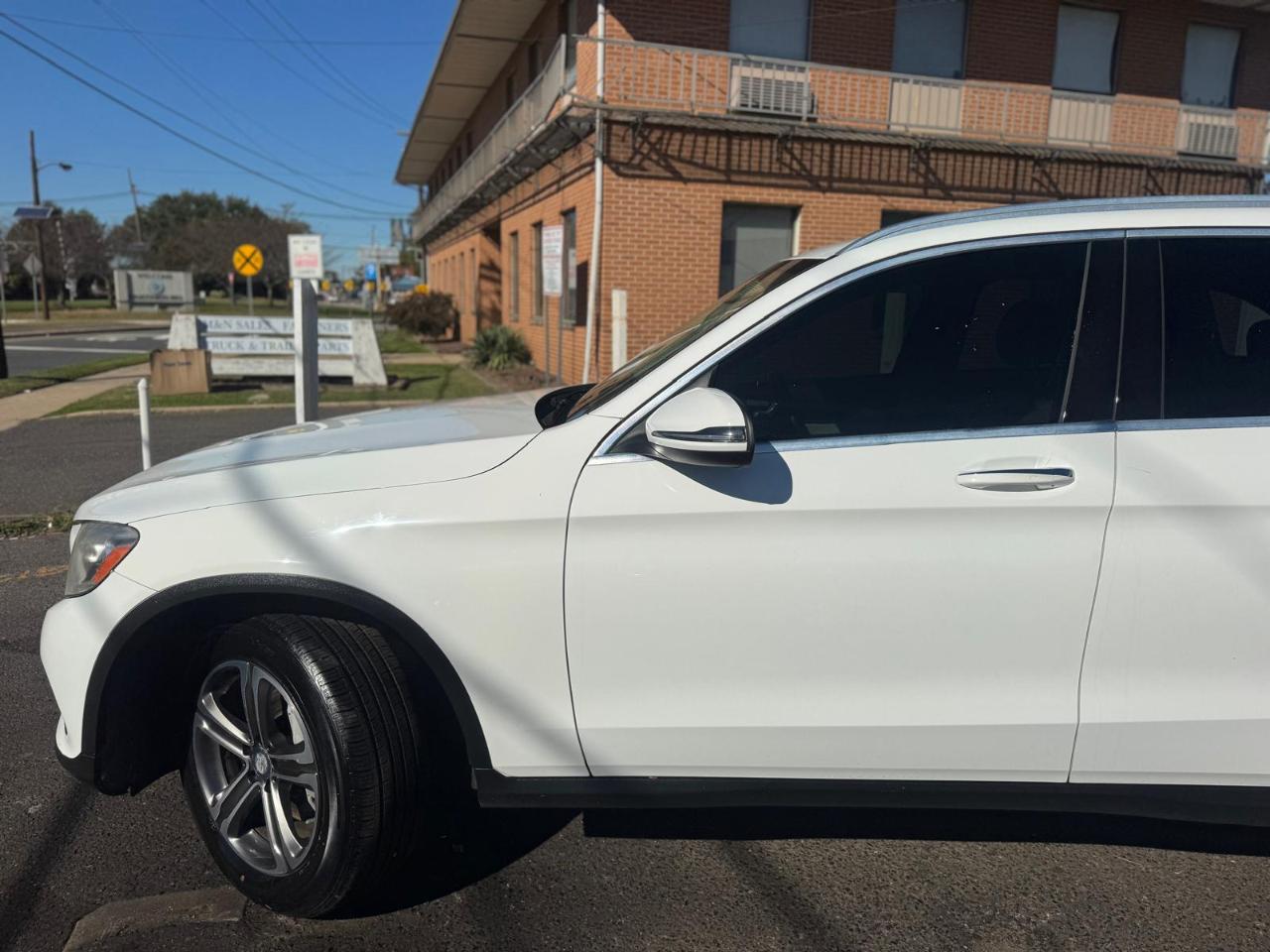 Mercedes-Benz GLC RWD 4dr GLC 300 2016
