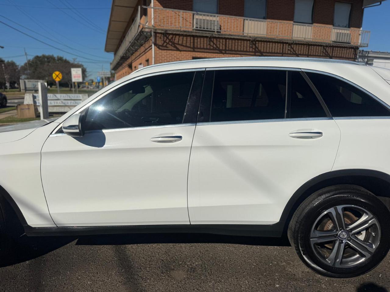 Mercedes-Benz GLC RWD 4dr GLC 300 2016