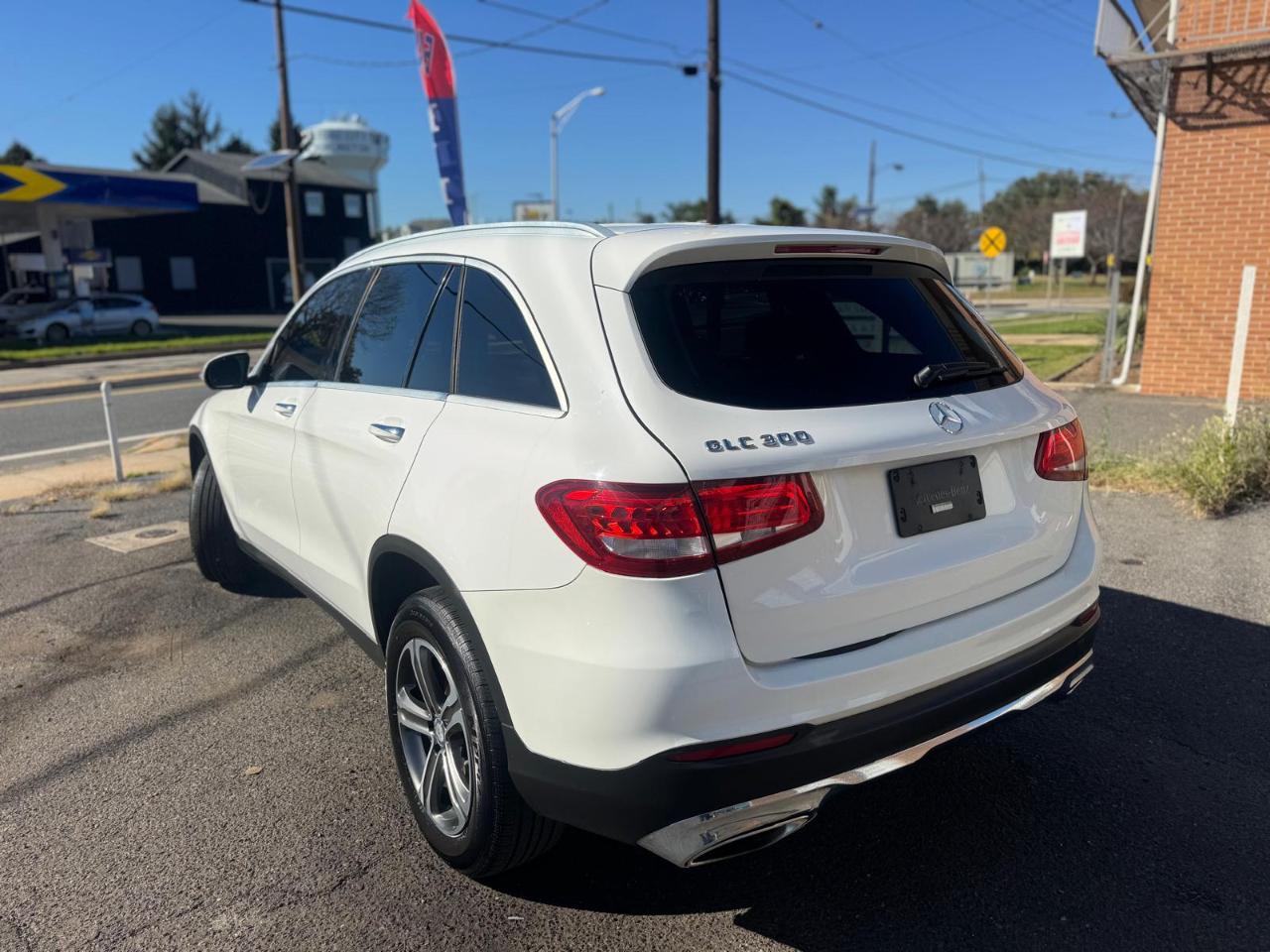 Mercedes-Benz GLC RWD 4dr GLC 300 2016