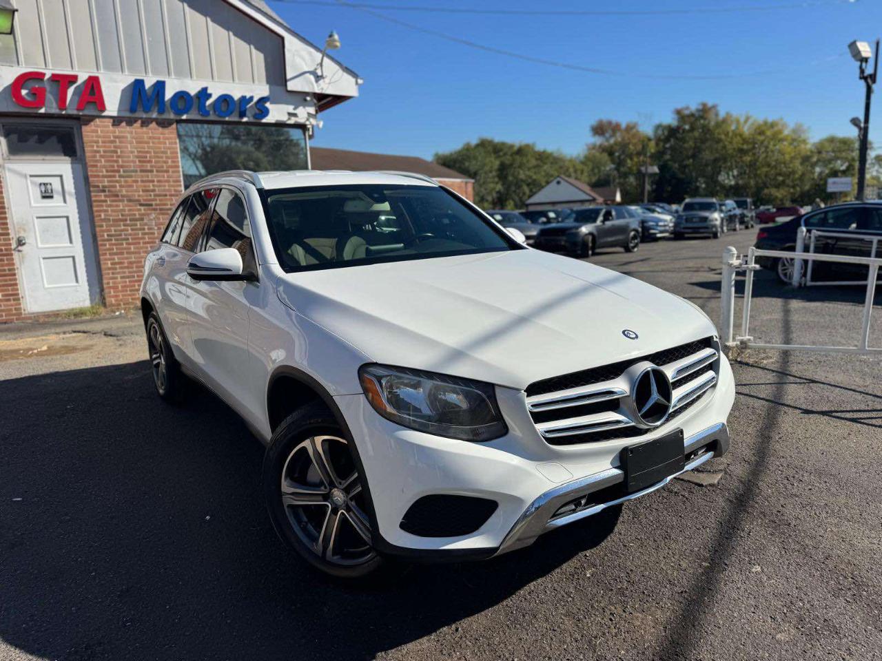Mercedes-Benz GLC RWD 4dr GLC 300 2016