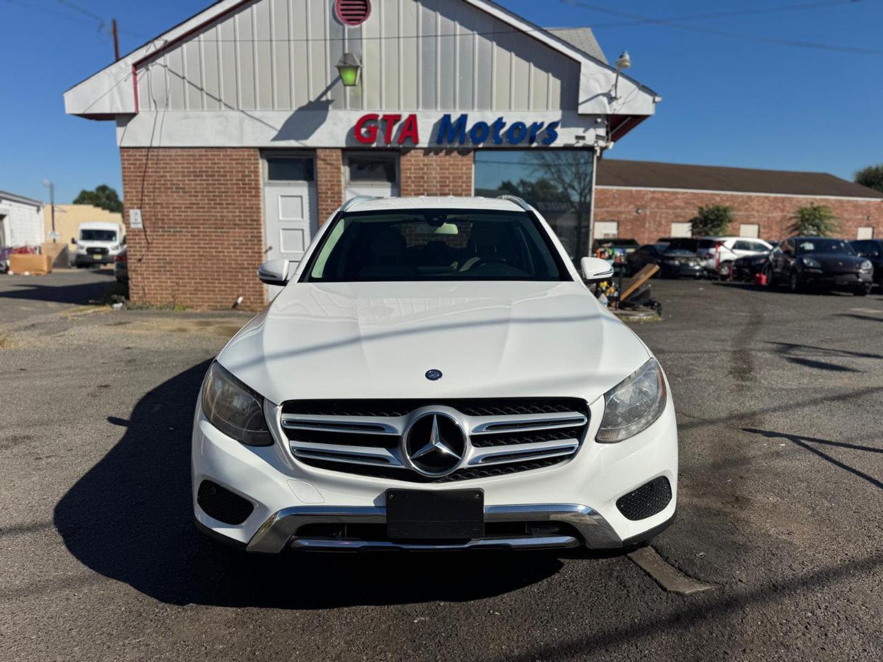 Mercedes-Benz GLC RWD 4dr GLC 300 2016