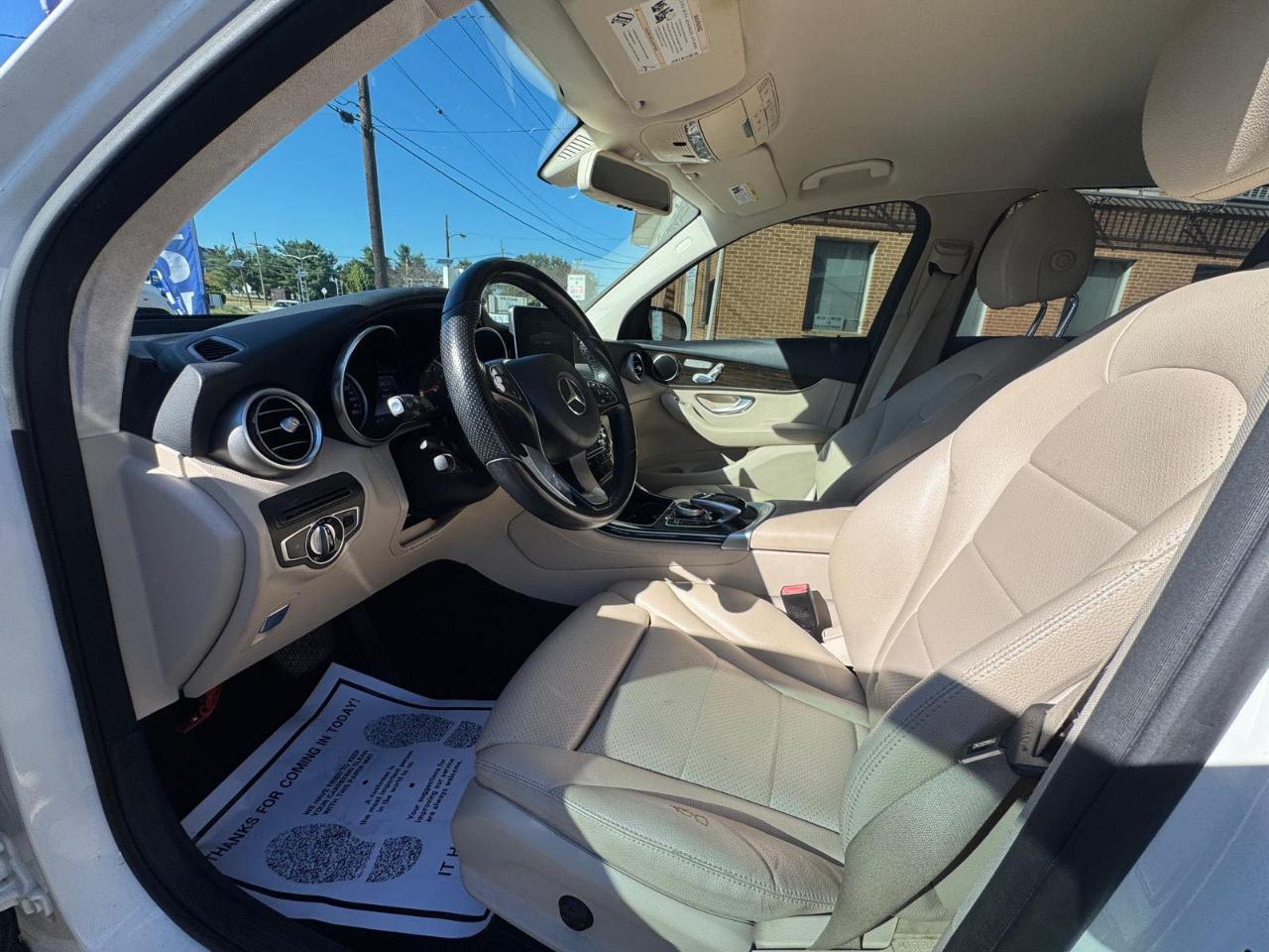 Mercedes-Benz GLC RWD 4dr GLC 300 2016