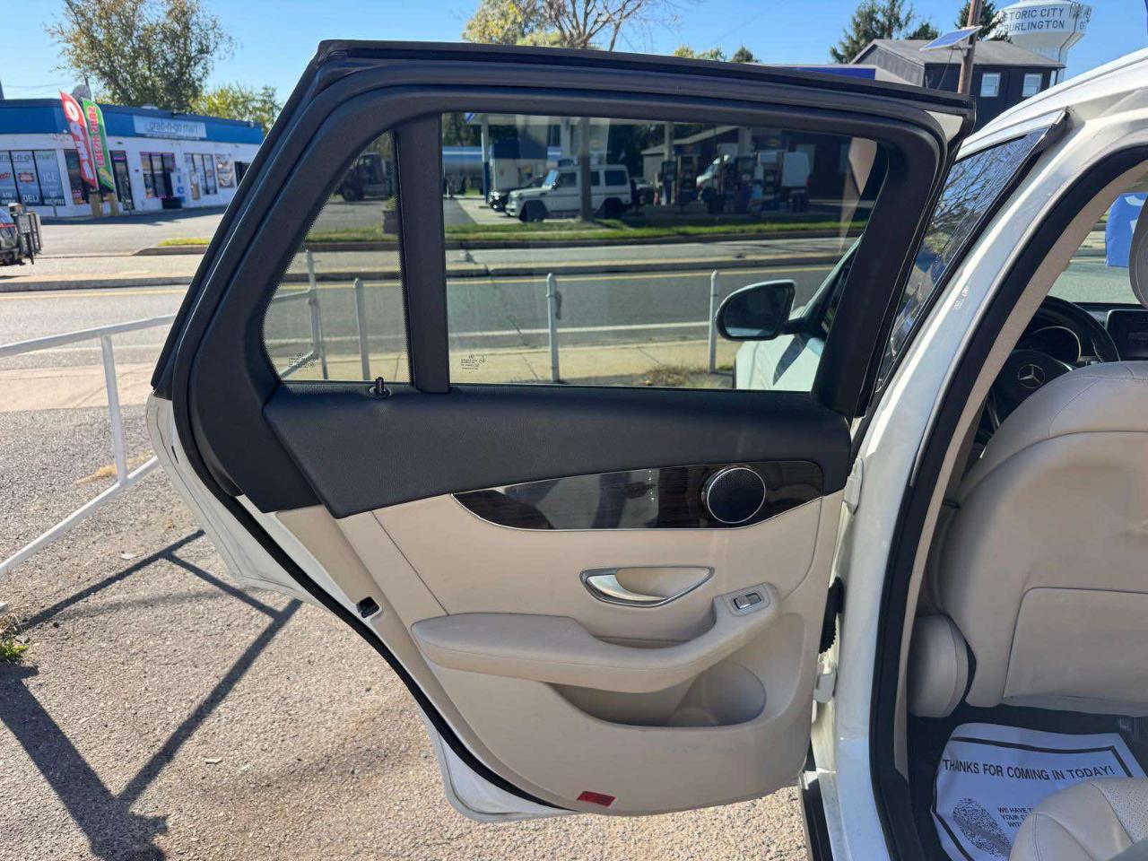 Mercedes-Benz GLC RWD 4dr GLC 300 2016