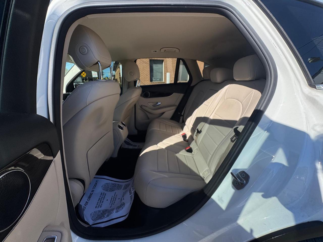 Mercedes-Benz GLC RWD 4dr GLC 300 2016