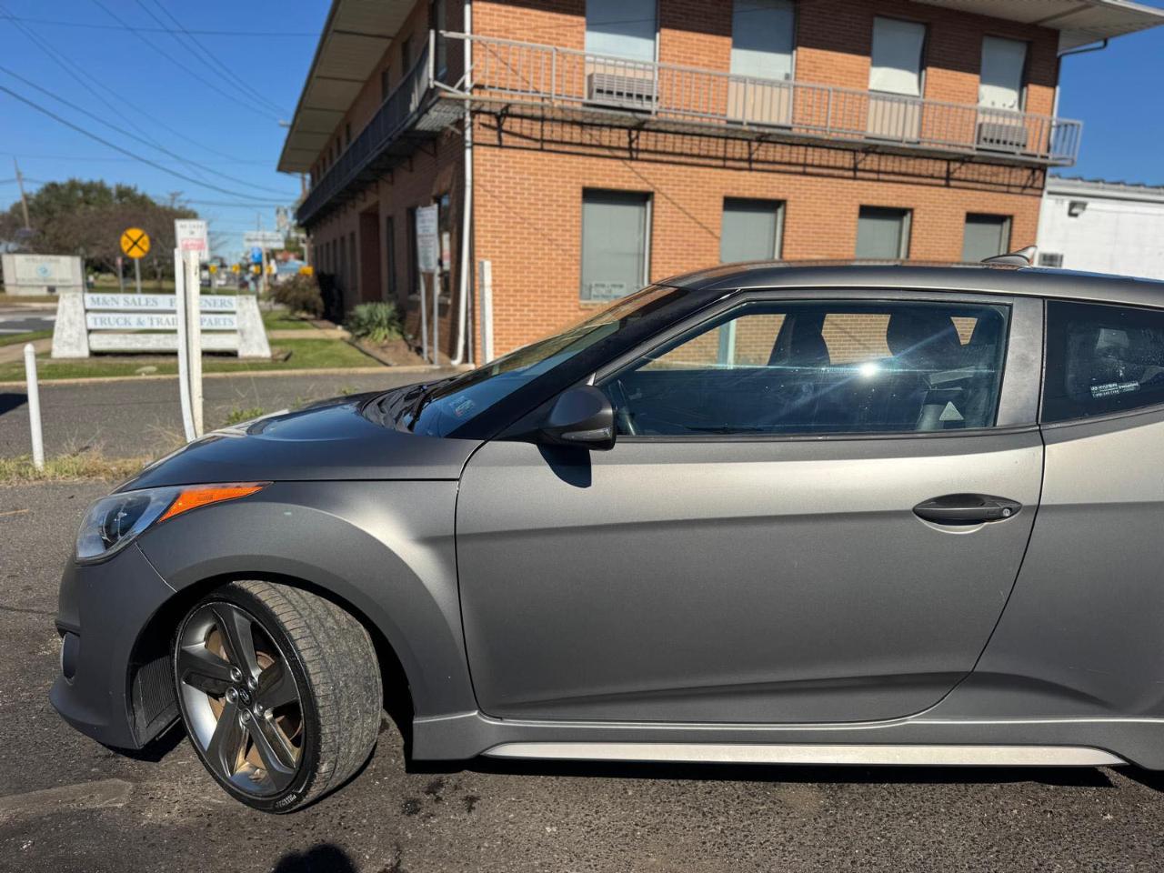 Hyundai Veloster 3dr Cpe Auto Turbo w/Black Int 2013