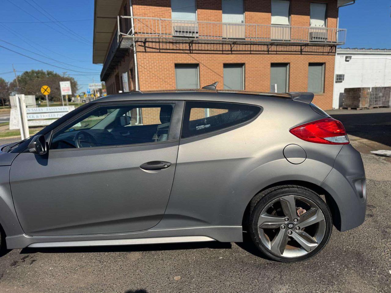 Hyundai Veloster 3dr Cpe Auto Turbo w/Black Int 2013
