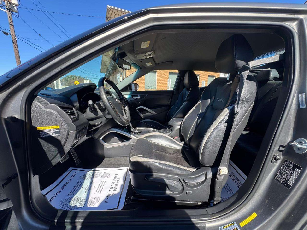 Hyundai Veloster 3dr Cpe Auto Turbo w/Black Int 2013