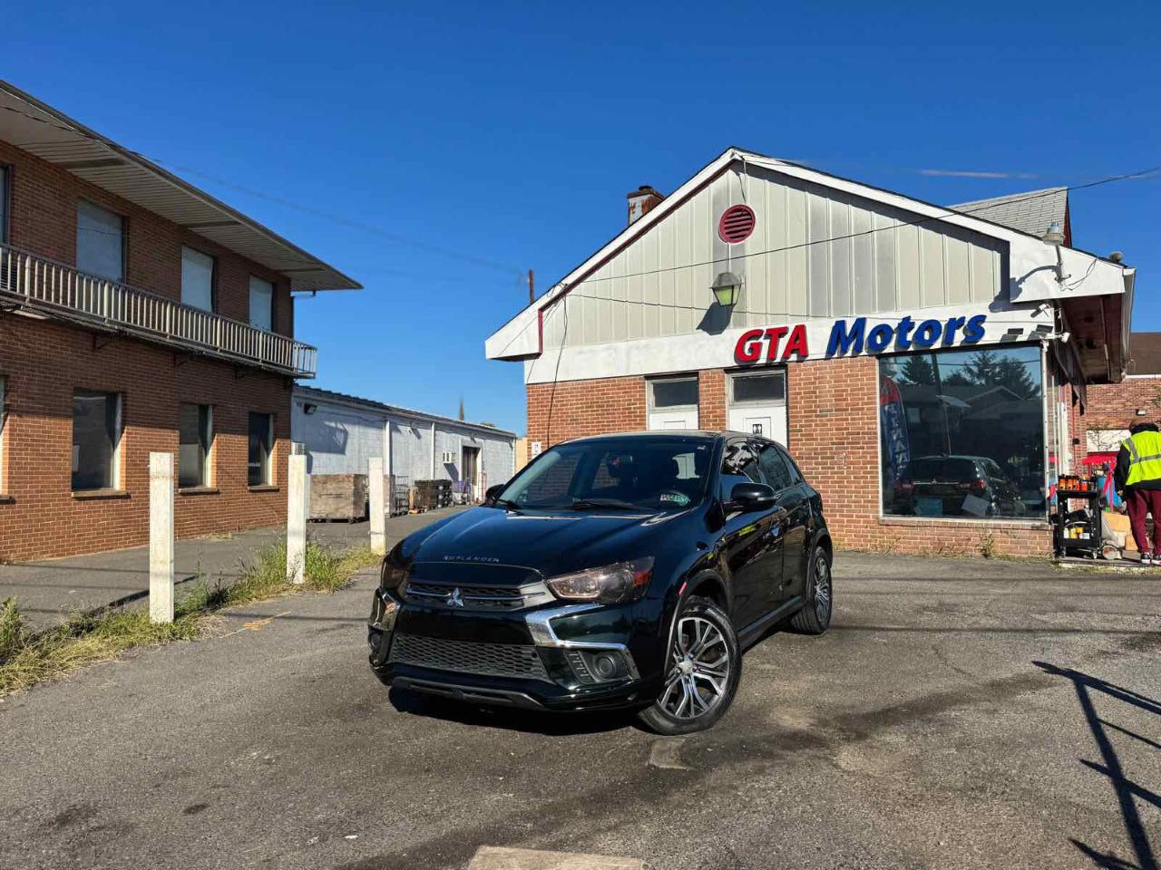 Mitsubishi Outlander Sport  2019