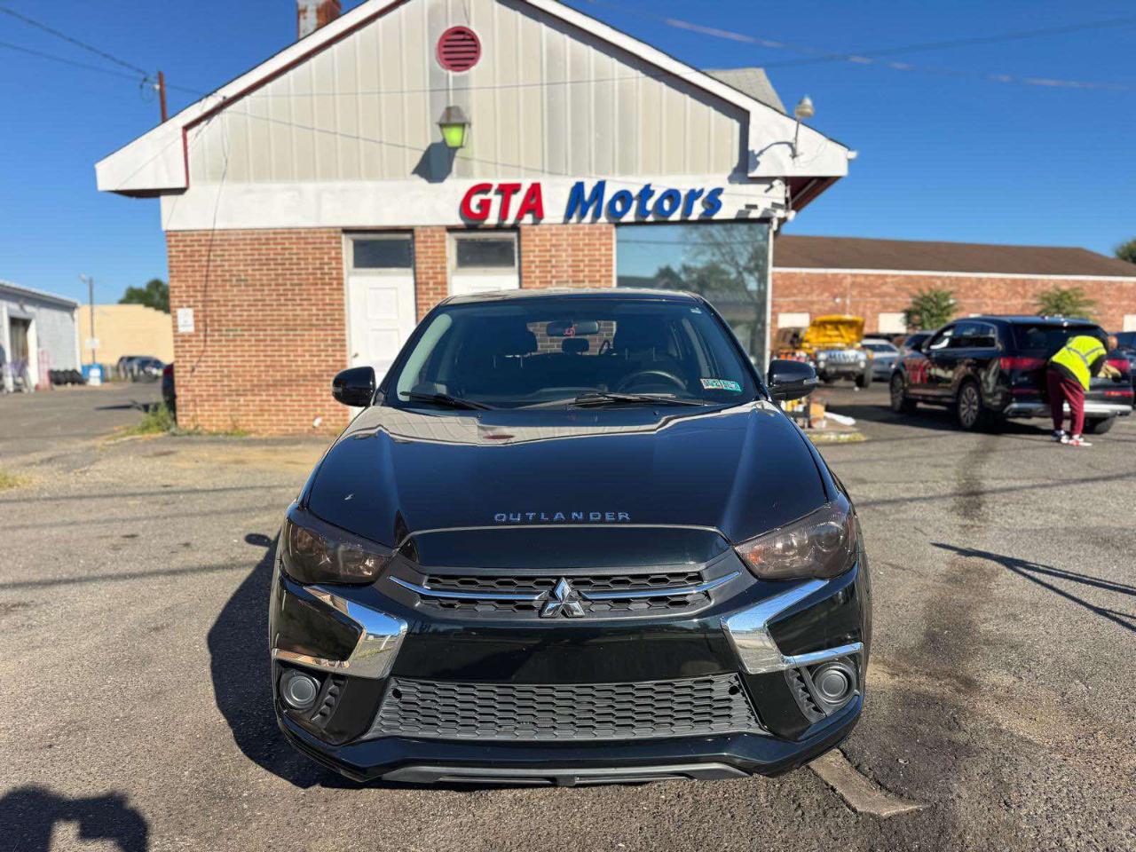 Mitsubishi Outlander Sport  2019