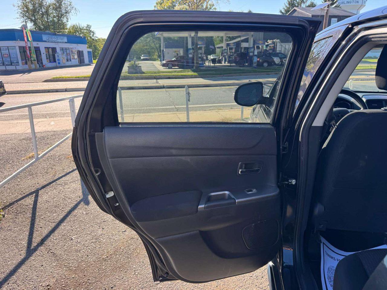 Mitsubishi Outlander Sport  2019