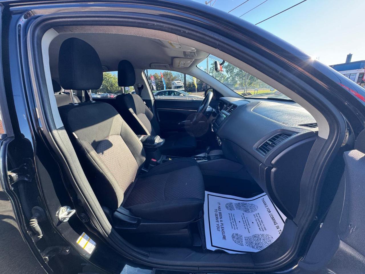 Mitsubishi Outlander Sport  2019