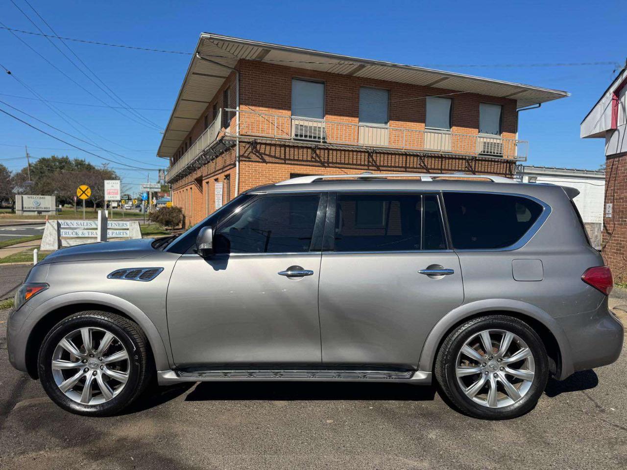 Infiniti QX56 4WD 4dr 2013