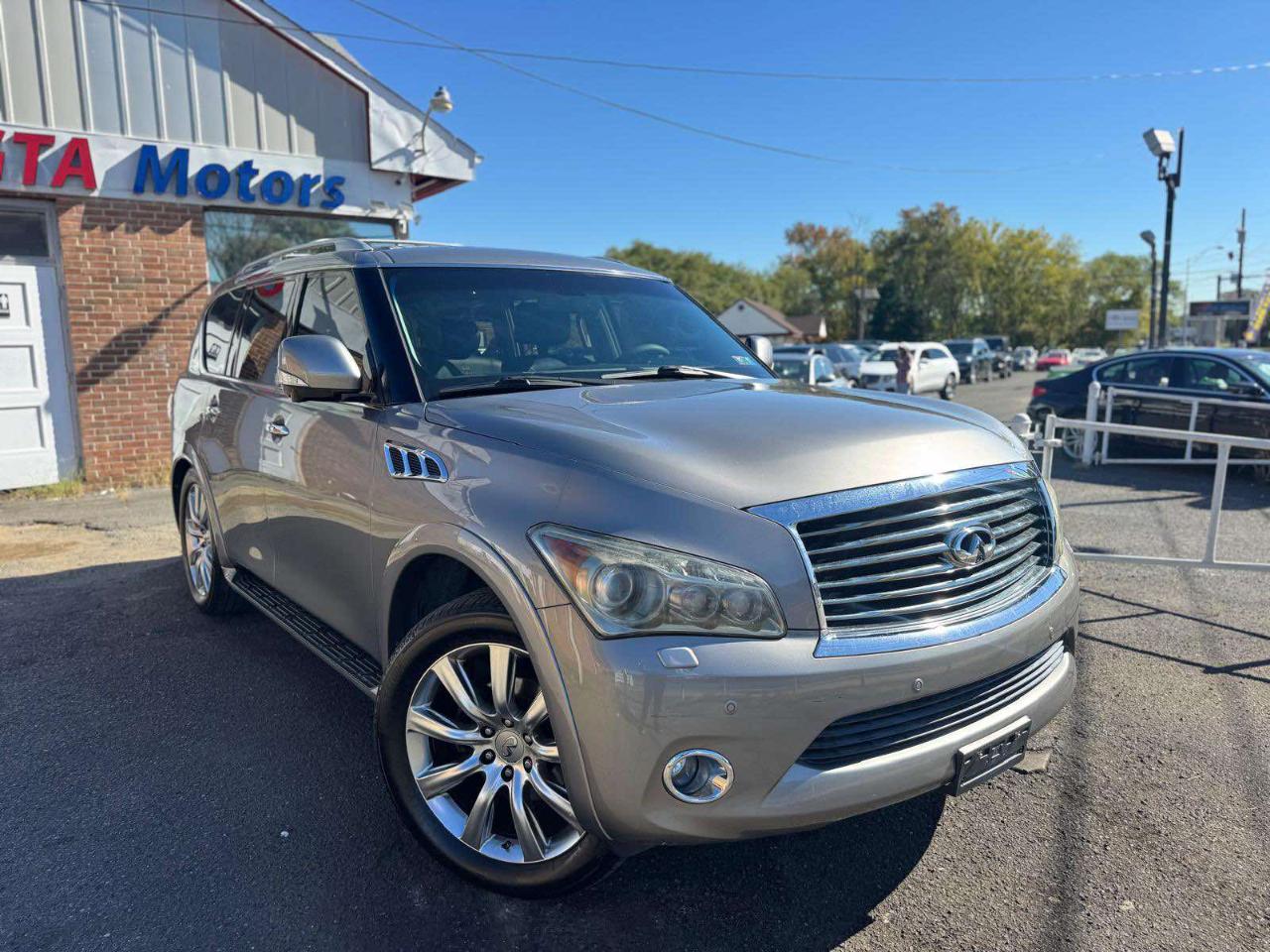 Infiniti QX56 4WD 4dr 2013