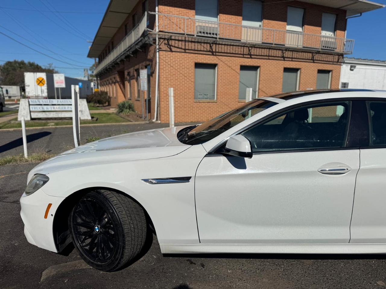 BMW 6 Series 4dr Sdn 650i RWD Gran Coupe 2014
