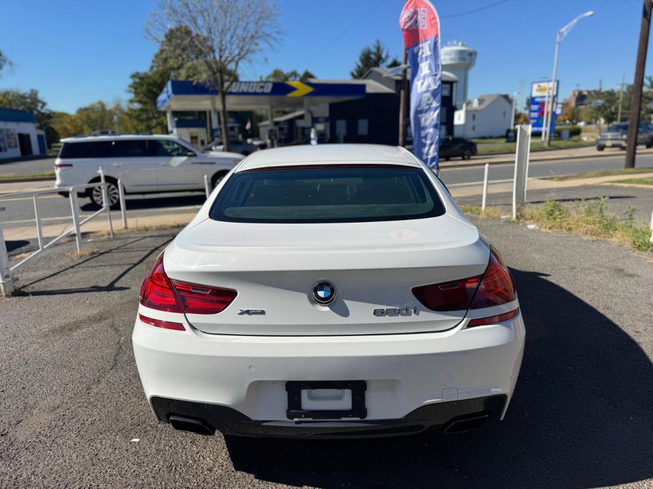 BMW 6 Series 4dr Sdn 650i RWD Gran Coupe 2014
