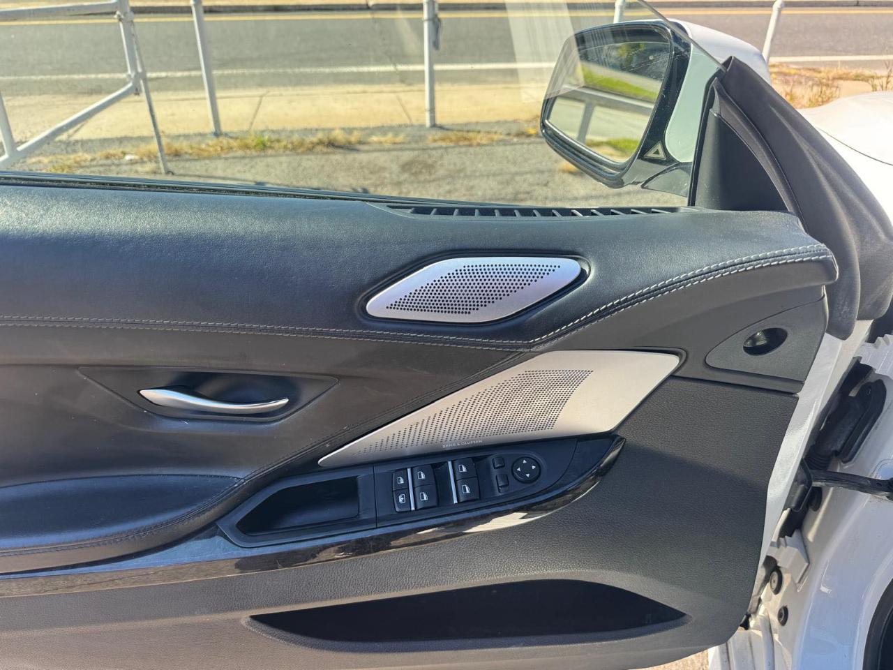 BMW 6 Series 4dr Sdn 650i RWD Gran Coupe 2014
