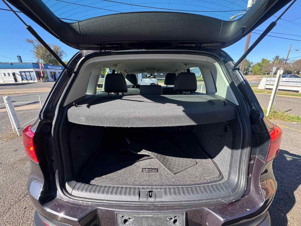 Volkswagen Tiguan 2WD 4dr Auto R-Line 2016