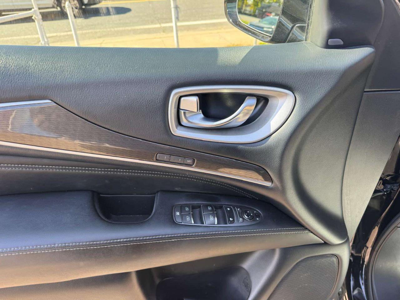 Infiniti QX60 LUXE AWD 2020