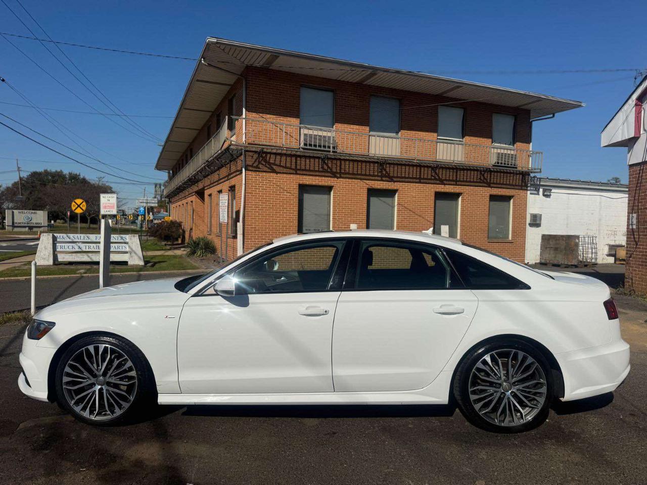 Audi A6 4dr Sdn quattro 2.0T Premium 2016