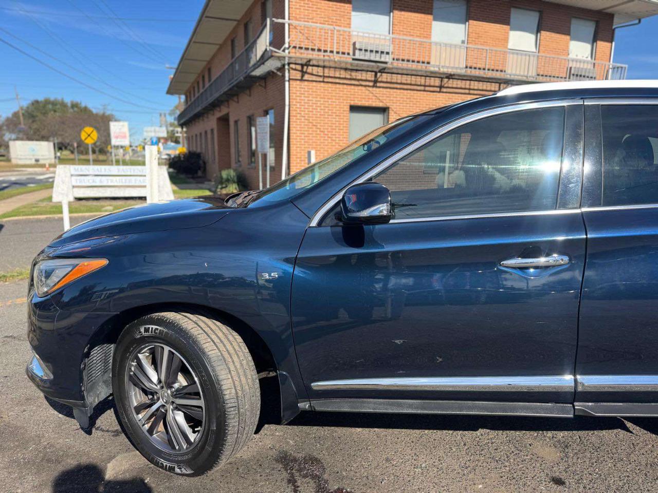 Infiniti QX60 AWD 2017