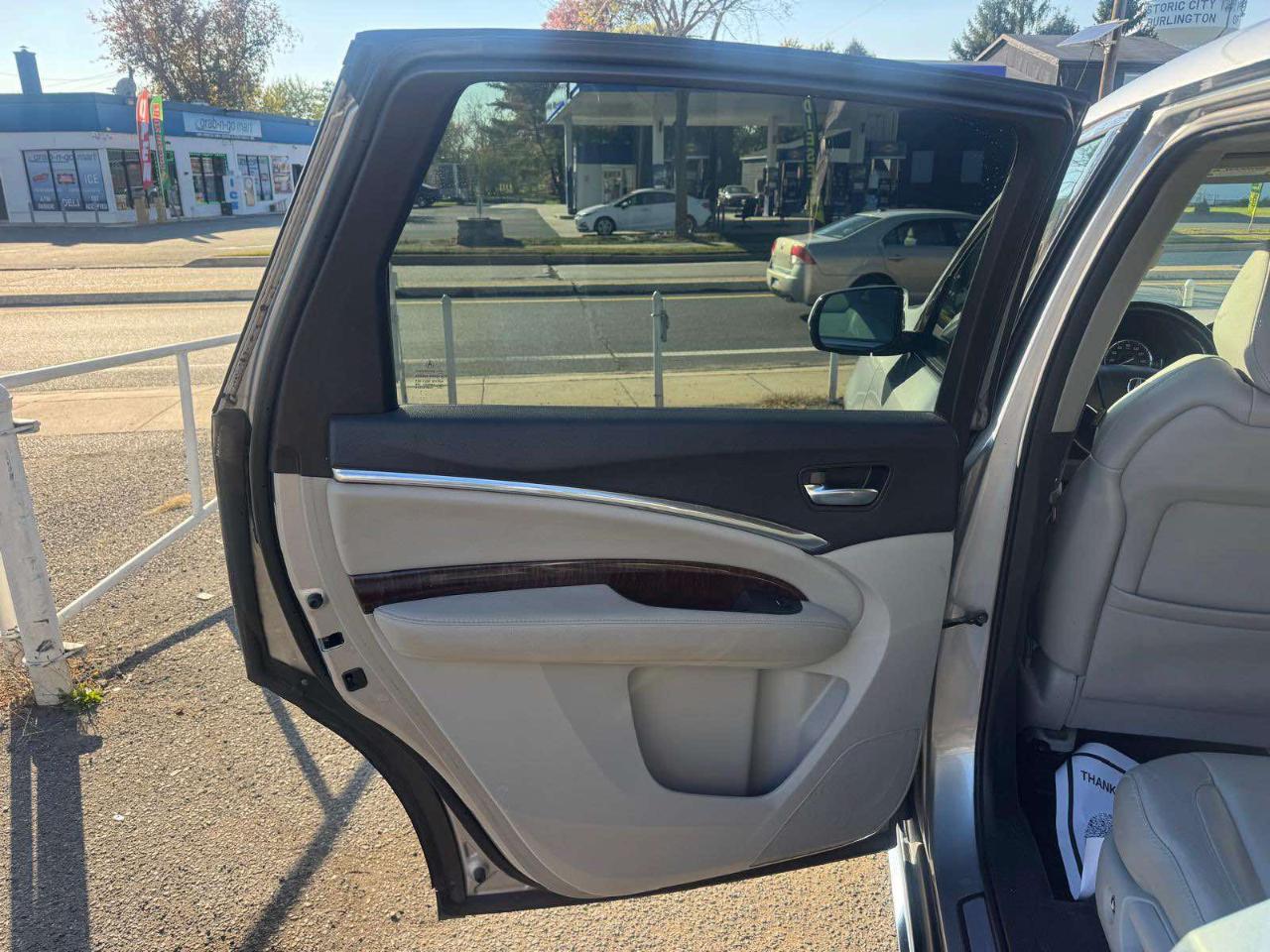 Acura MDX SH-AWD w/Technology Pkg 2017