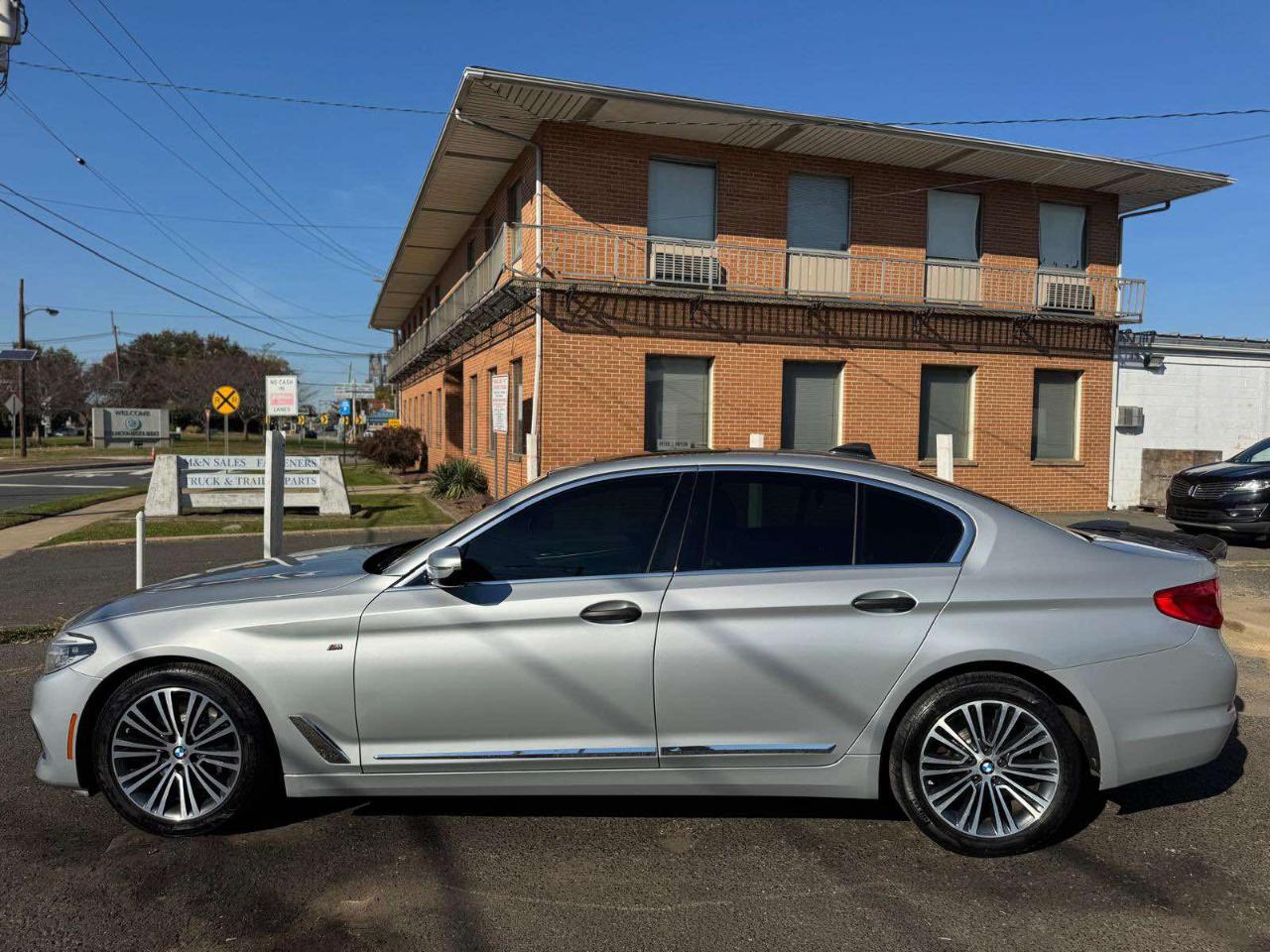 BMW 5 Series 540i xDrive Sedan 2017