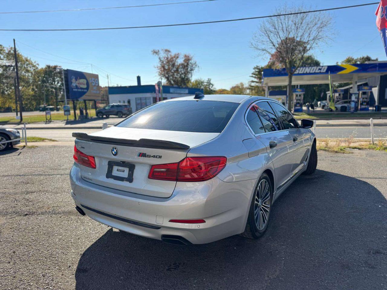 BMW 5 Series 540i xDrive Sedan 2017