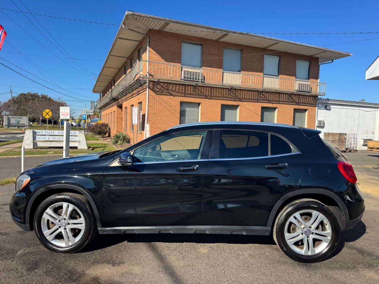 Mercedes-Benz GLA 4MATIC 4dr GLA 250 2016