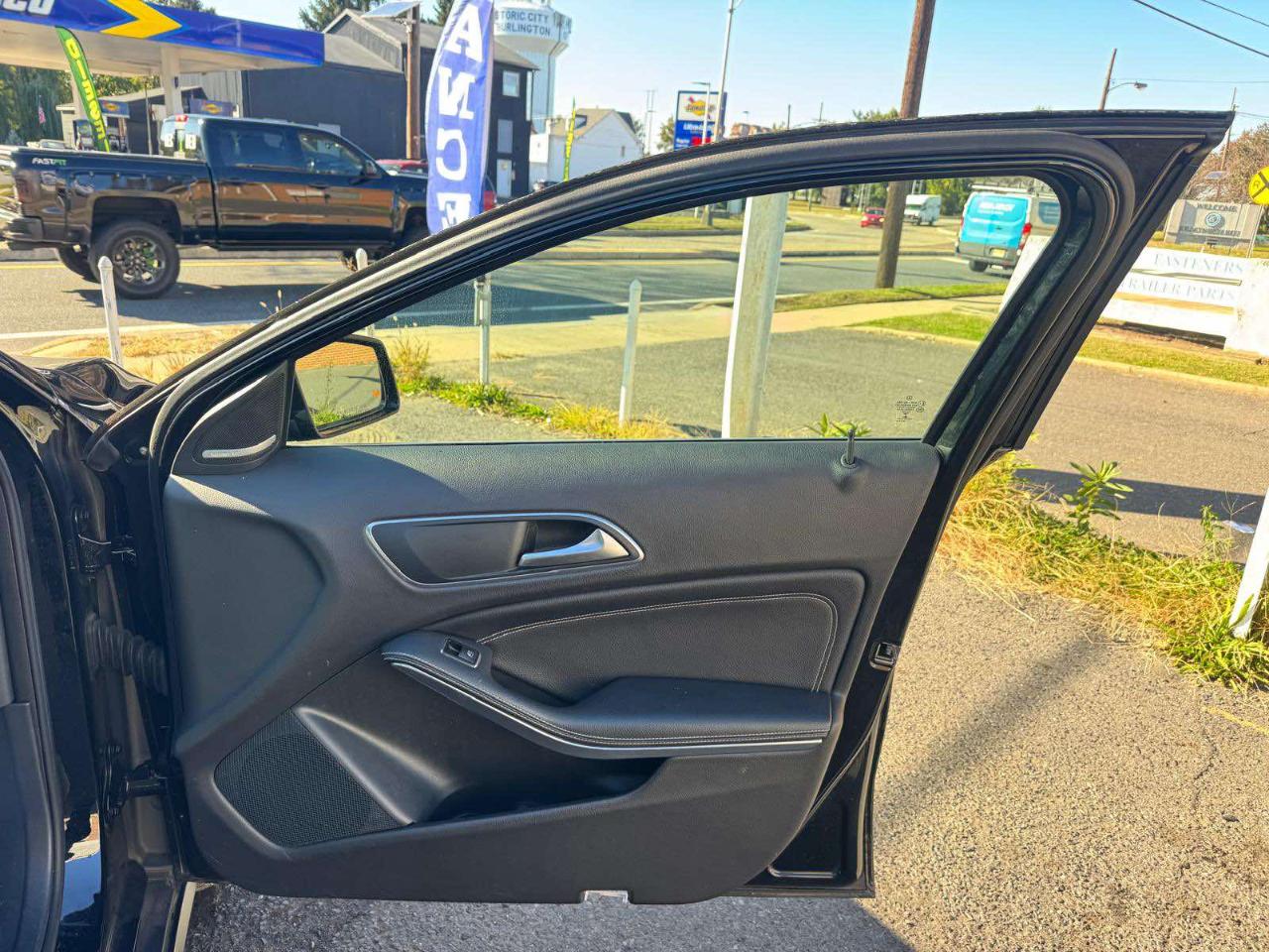 Mercedes-Benz GLA 4MATIC 4dr GLA 250 2016