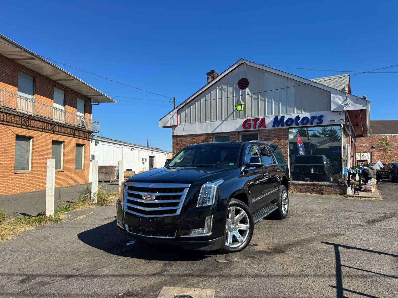 Cadillac Escalade 4WD 4dr Luxury 2015