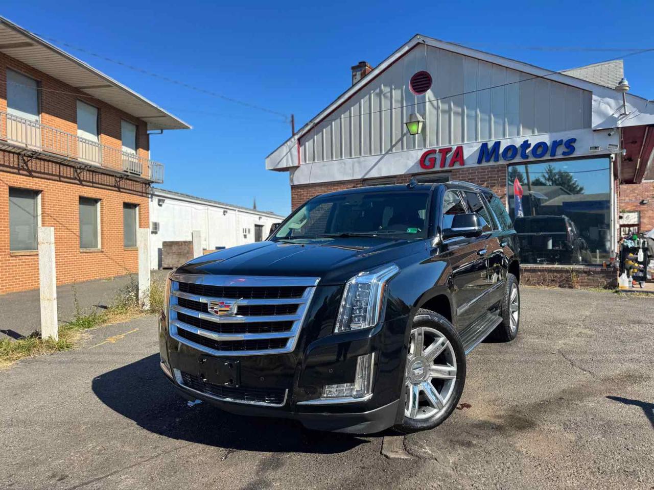 Cadillac Escalade 4WD 4dr Luxury 2015