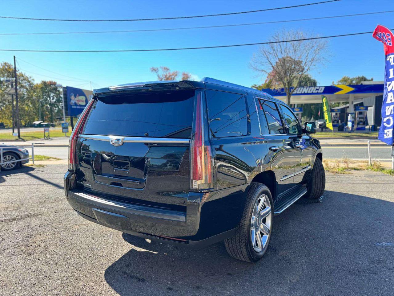 Cadillac Escalade 4WD 4dr Luxury 2015