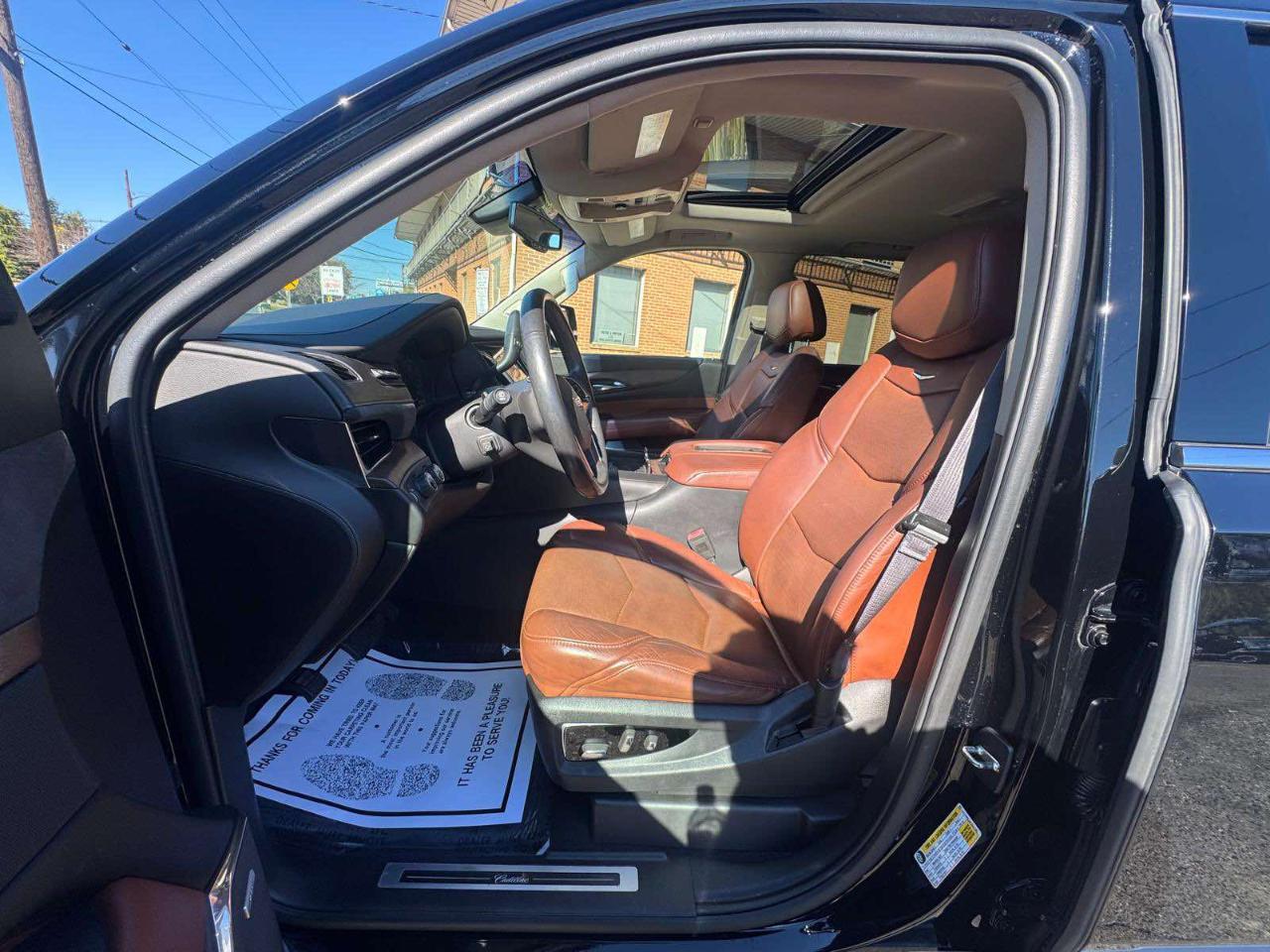 Cadillac Escalade 4WD 4dr Luxury 2015