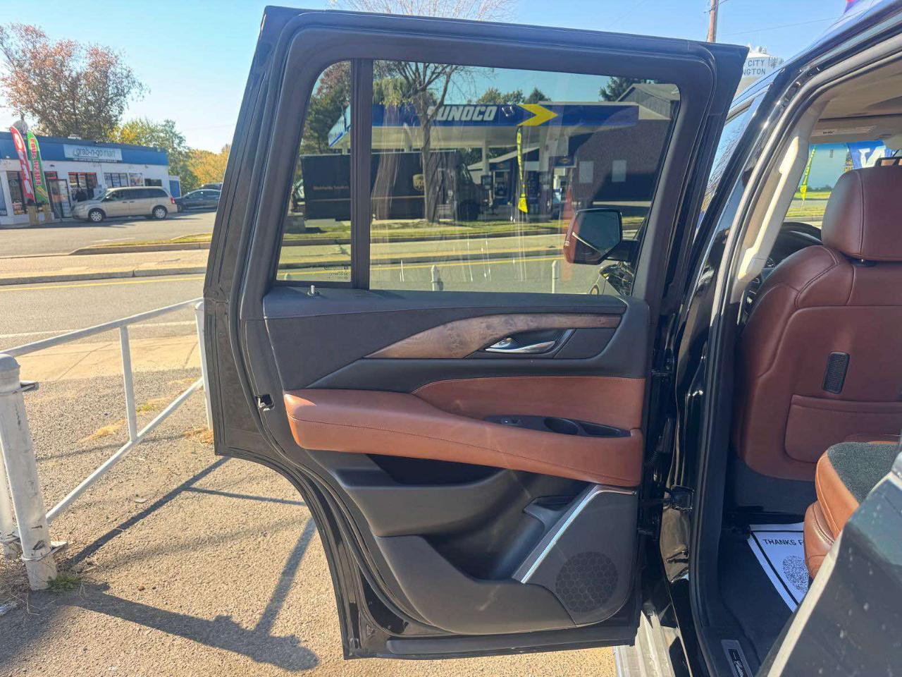 Cadillac Escalade 4WD 4dr Luxury 2015