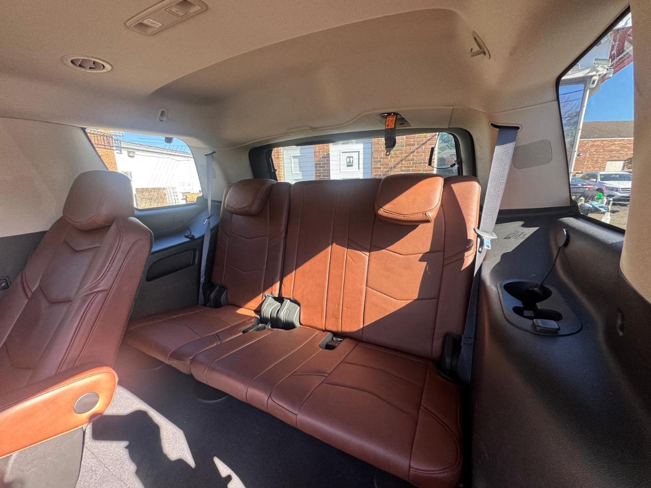 Cadillac Escalade 4WD 4dr Luxury 2015