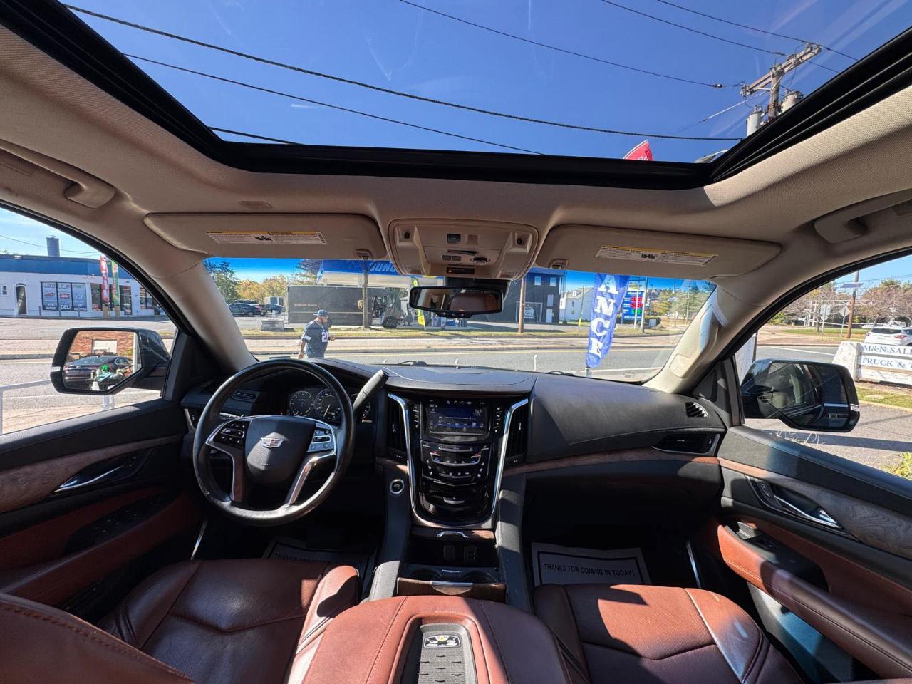 Cadillac Escalade 4WD 4dr Luxury 2015