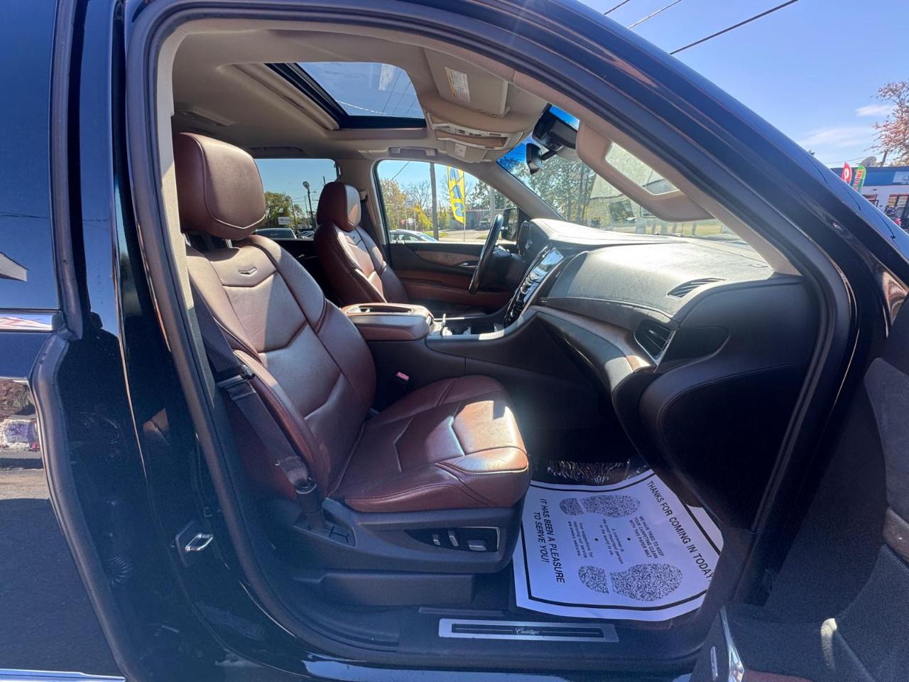 Cadillac Escalade 4WD 4dr Luxury 2015