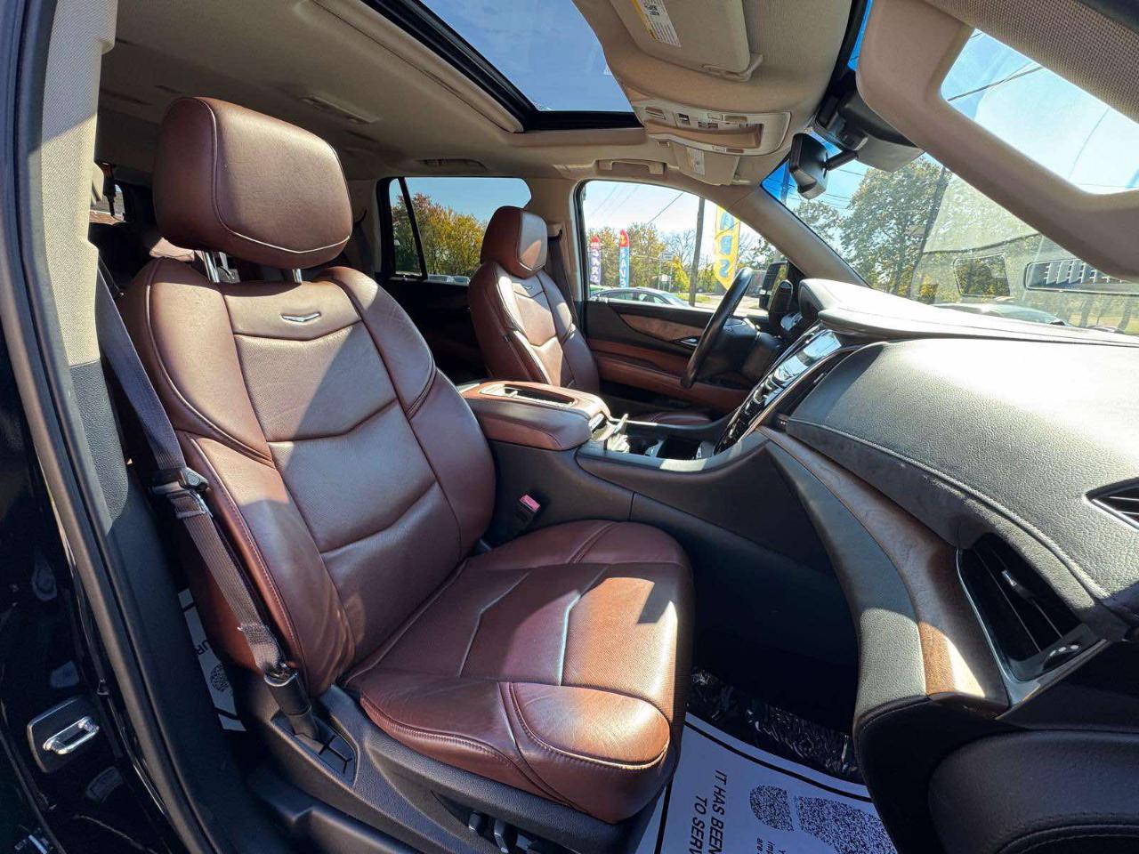 Cadillac Escalade 4WD 4dr Luxury 2015