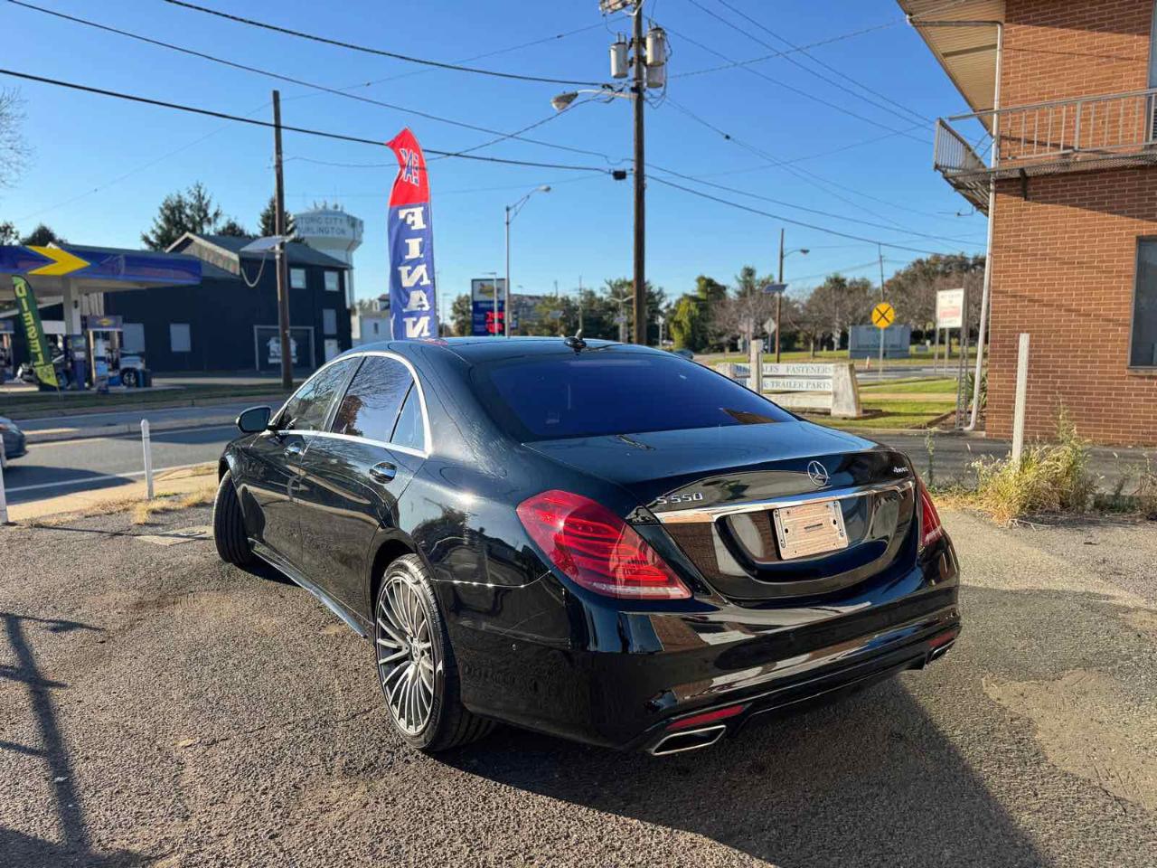 Mercedes-Benz S-Class 4dr Sdn S 550 4MATIC 2015