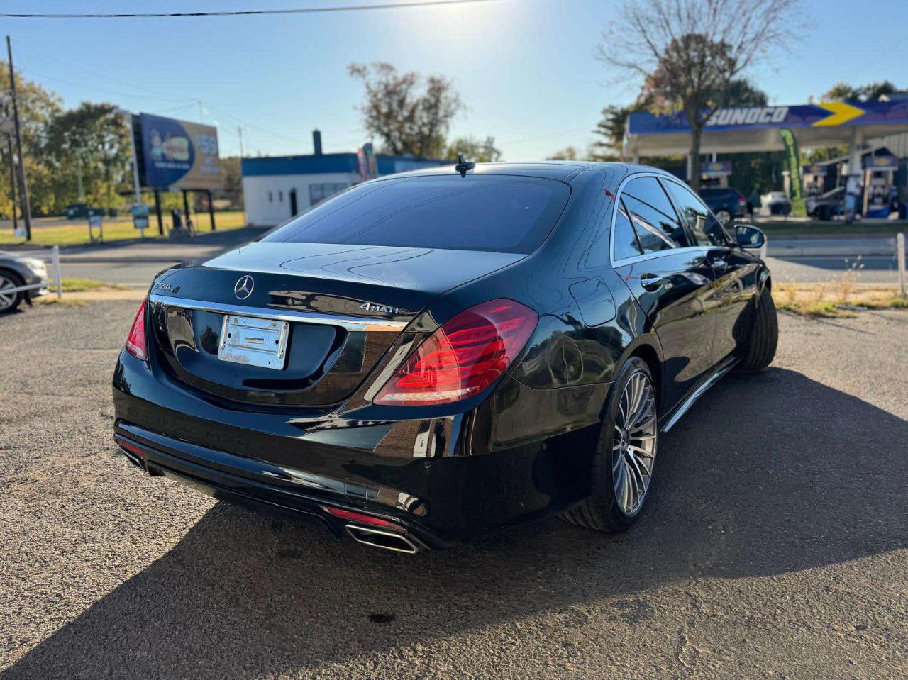 Mercedes-Benz S-Class 4dr Sdn S 550 4MATIC 2015