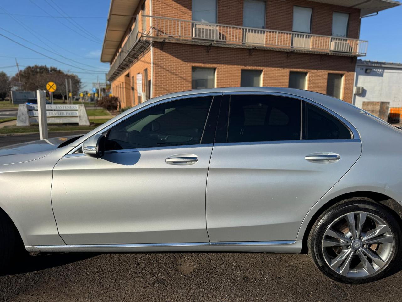 Mercedes-Benz C-Class 4dr Sdn C 300 4MATIC 2015