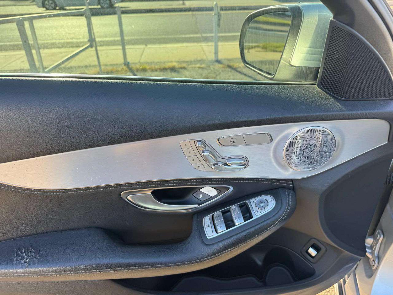 Mercedes-Benz C-Class 4dr Sdn C 300 4MATIC 2015