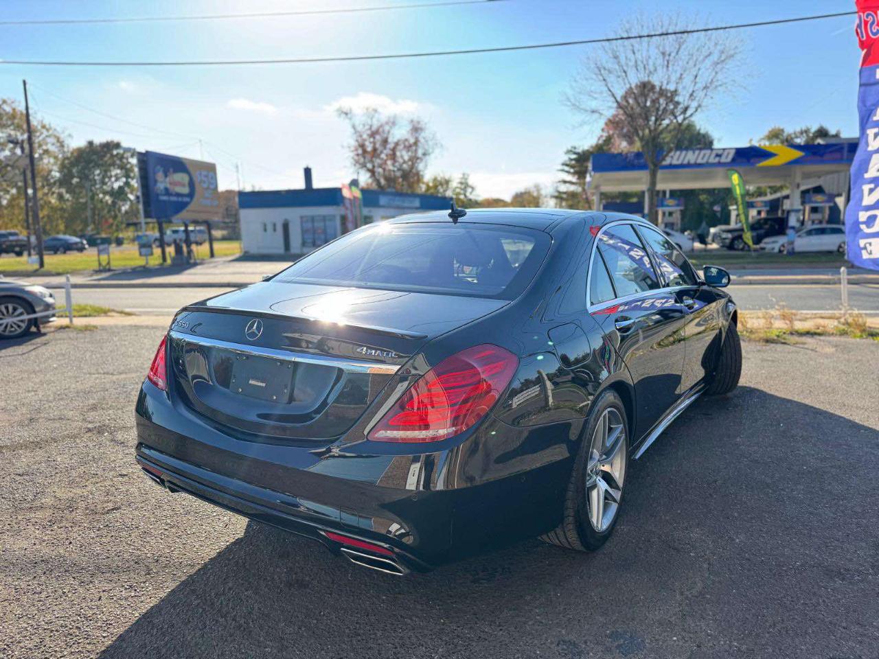 Mercedes-Benz S-Class 4dr Sdn S 550 4MATIC 2015