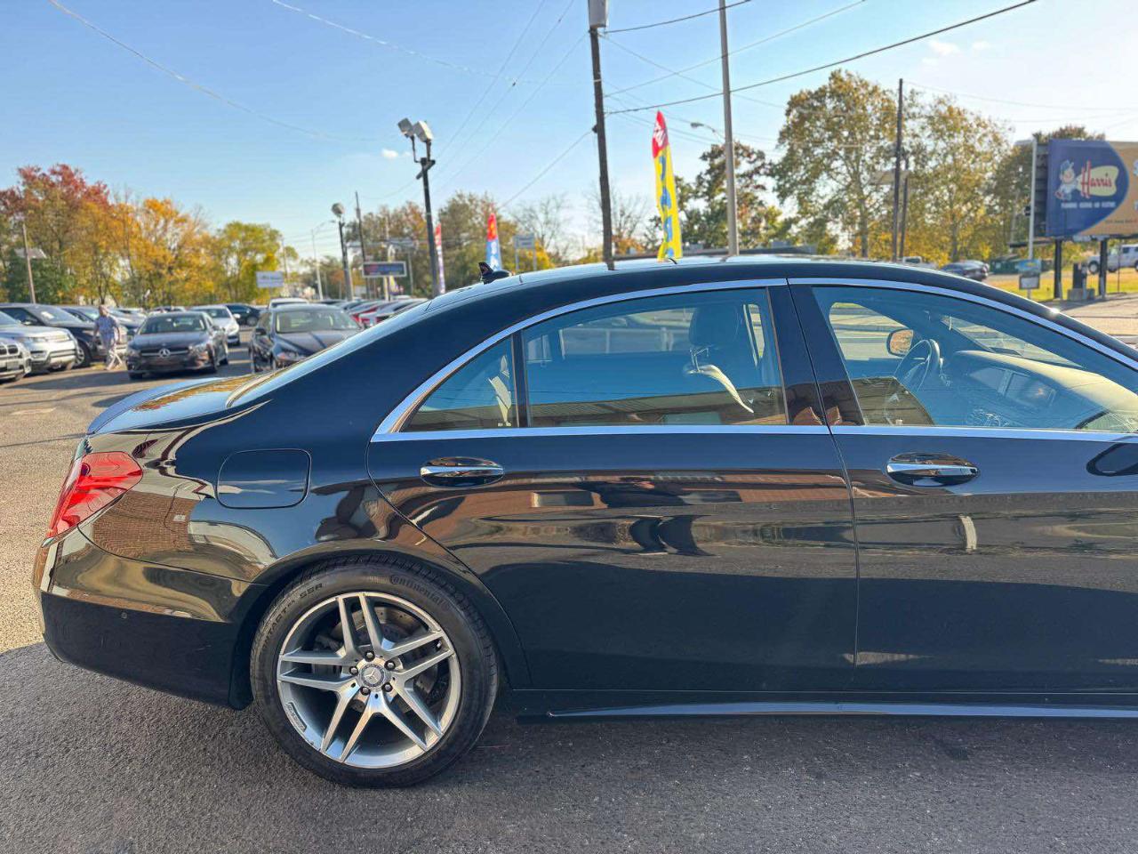 Mercedes-Benz S-Class 4dr Sdn S 550 4MATIC 2015