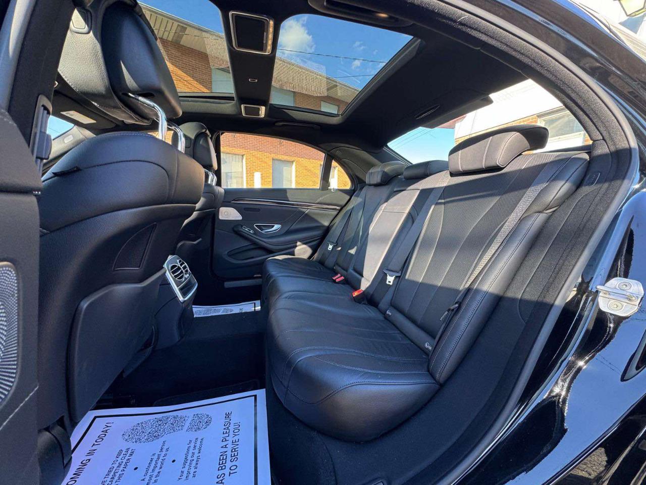 Mercedes-Benz S-Class 4dr Sdn S 550 4MATIC 2015