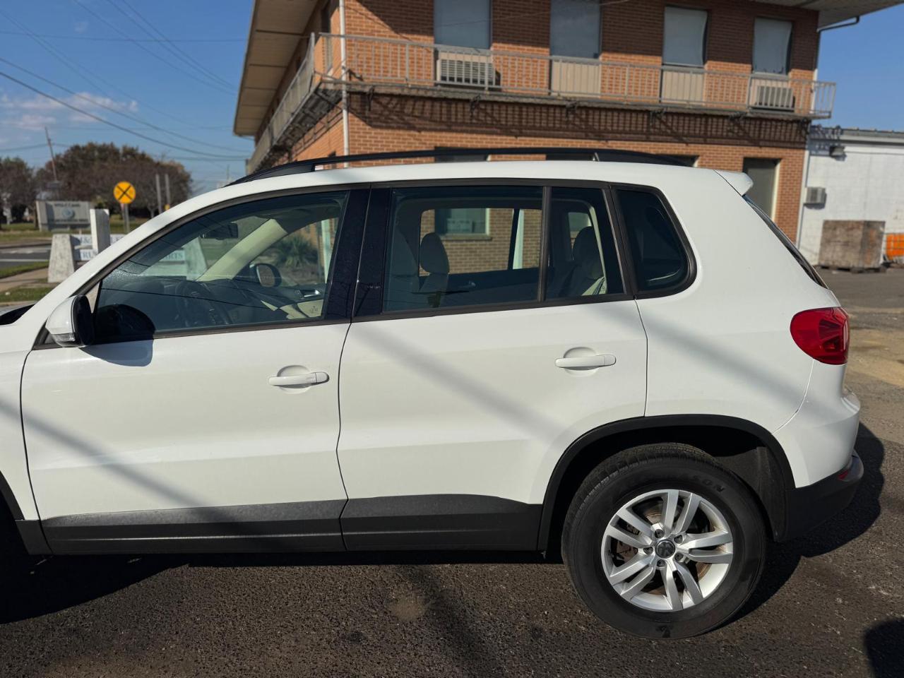 Volkswagen Tiguan 2WD 4dr Auto R-Line 2016