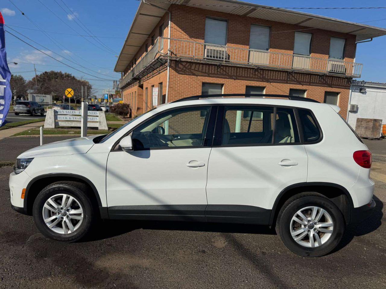 Volkswagen Tiguan 2WD 4dr Auto R-Line 2016