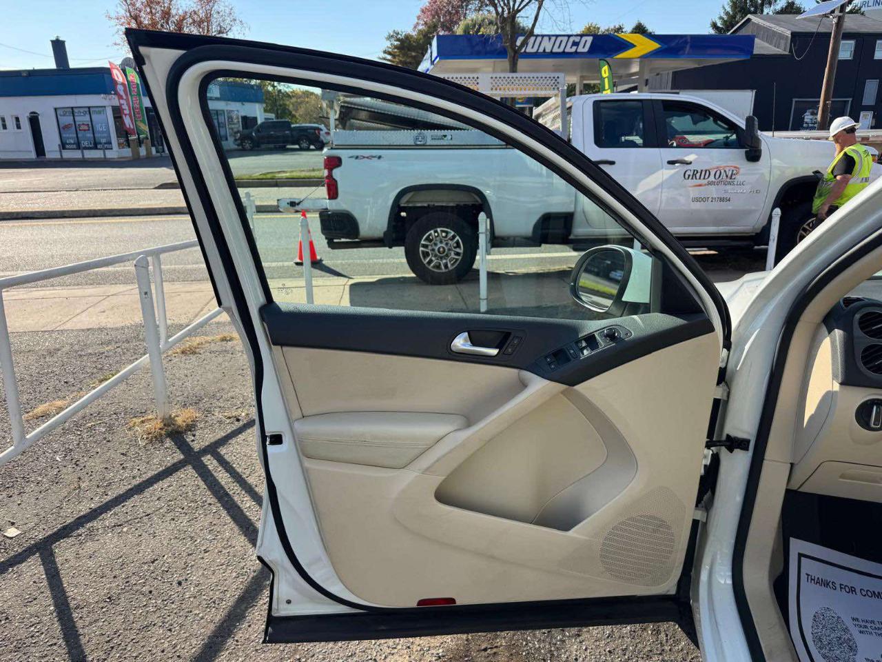 Volkswagen Tiguan 2WD 4dr Auto R-Line 2016