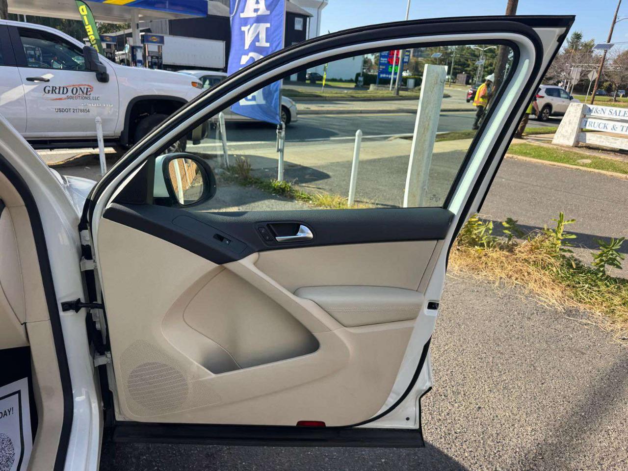 Volkswagen Tiguan 2WD 4dr Auto R-Line 2016