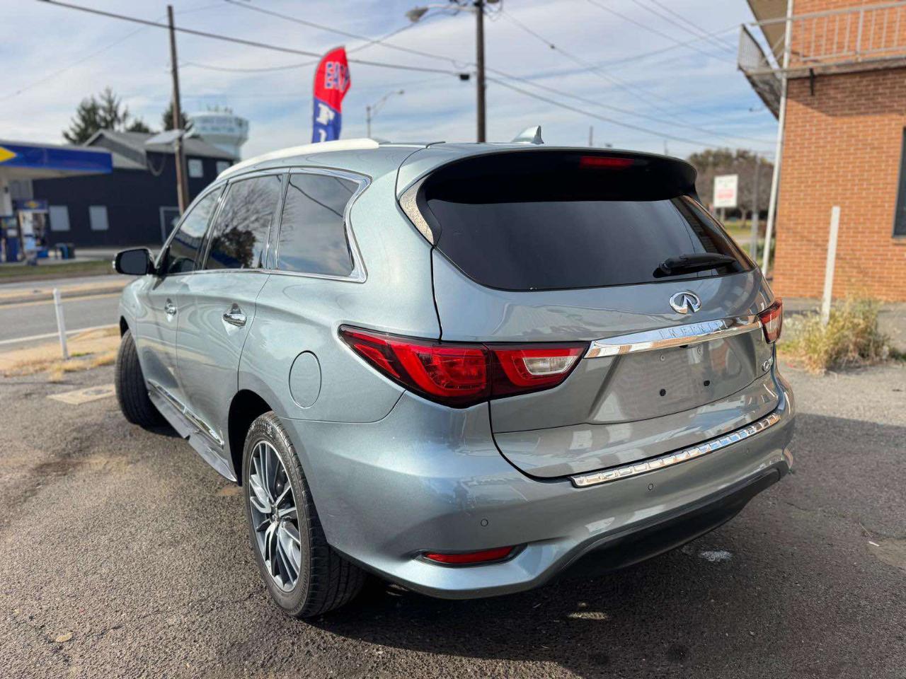 Infiniti QX60 AWD 2017